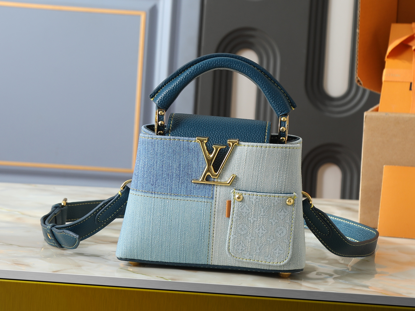 Louis Vuitton LV Classic Handbag Premium Canvas Monogram Pattern Travel Ready Luxury Designer